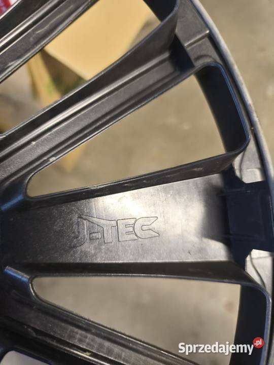 Kołpaki 14 praktycznie nowe Dębica