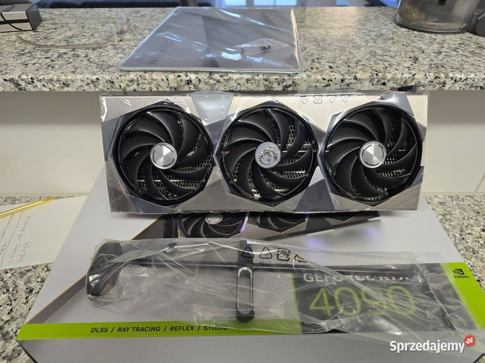 MSI RTX 4090 SUPRIM X24 defekt Warszawa