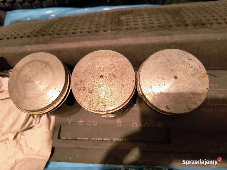 Tłoki wartburg 353 NOWE Poznań