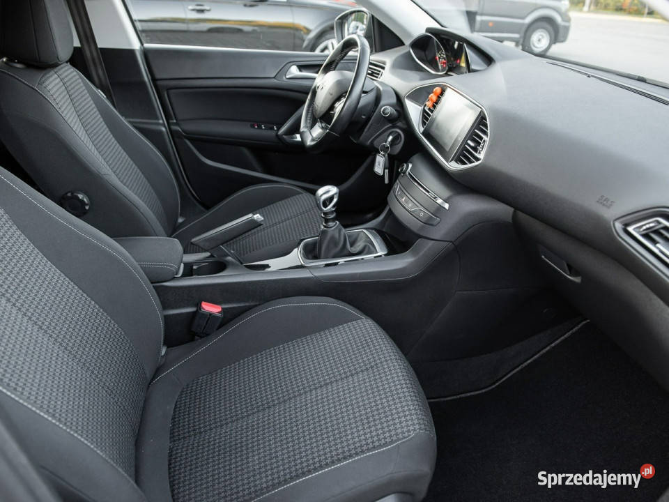 Peugeot 308 Lift Allure 15HDI 130 Manual Super VAT marża mazowieckie sprzedam