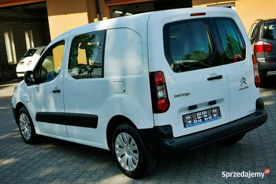 Citroen Berlingo 16HDI Klima 3 osobowy 2013r Płock