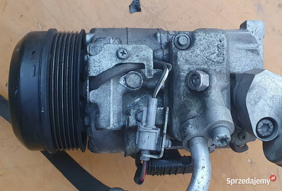 MERCEDES KOMPRESOR SPRĘŻARKA 447260 5981 6SBU16C Ogrzewanie, wentylacja i klimatyzacja Radom sprzedam