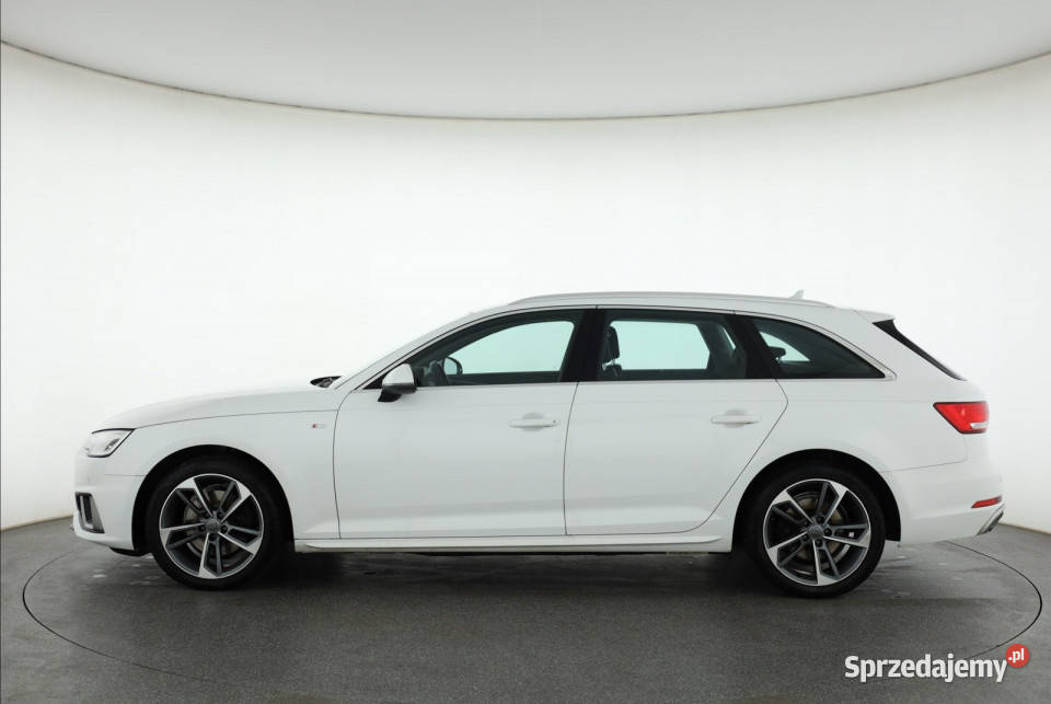 Audi A4 35 TFSI pełny VAT Piaseczno