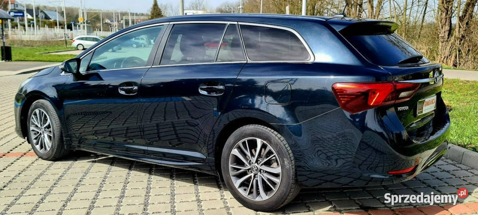 Toyota Avensis 16 D4D Touring Sport Executive małopolskie Więcławice Stare sprzedam