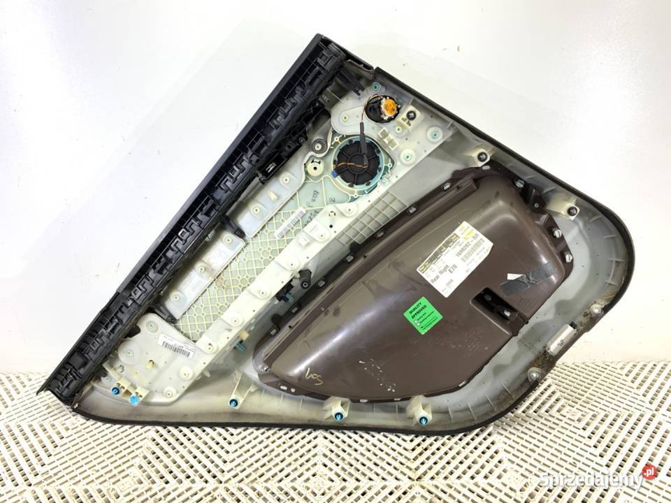 BOCZEK DRZWI TYŁ PRAWY BMW E70 SUV 0613 osobowe