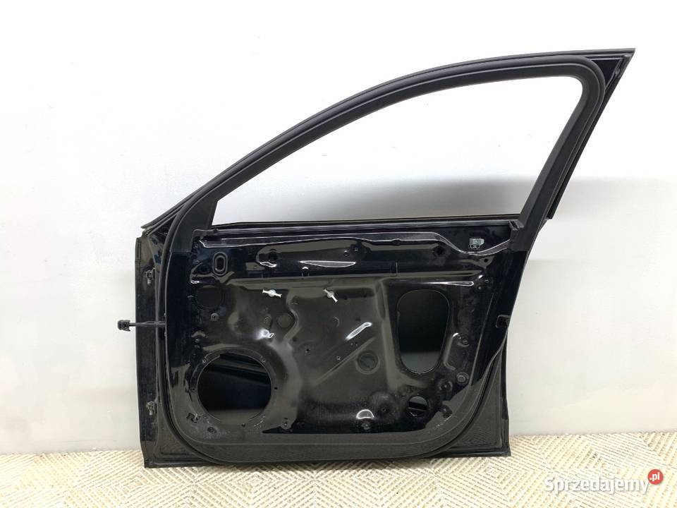 DRZWI PRAWY PRZÓD LY9T AUDI A4 B9 Kombi Mythos podkarpackie