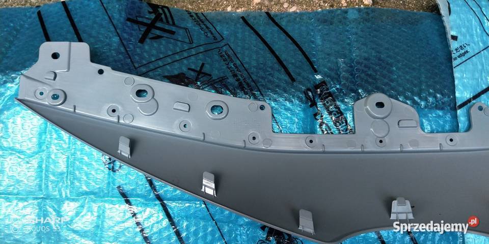 Toyota Avensis T29 nakładka grila górna Łódź sprzedam