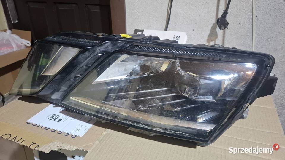 Lampa Skoda Octavia III lift LED 5E1 941 015D Lampy przednie Lampy przednie Biała Podlaska