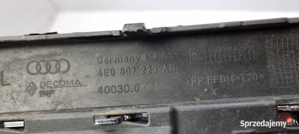 DEKOR LISTWA AUDI S8 D3 4E0807223AB osobowe Lipno sprzedam