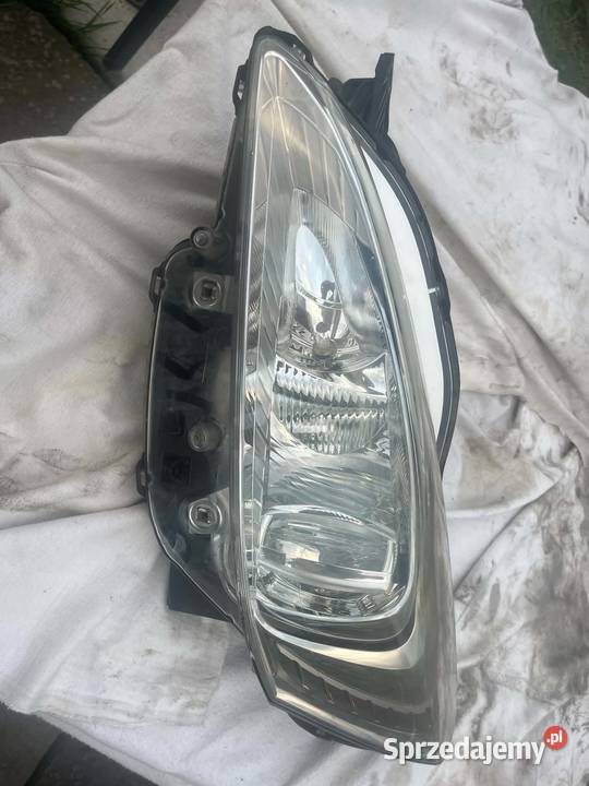 Lampy przednie Peugeot 508 osobowe