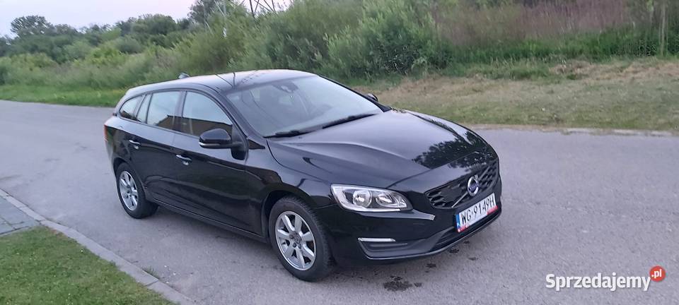 VOLVO V60 2015r 16 d2 faktura vat 23 navi Garwolin