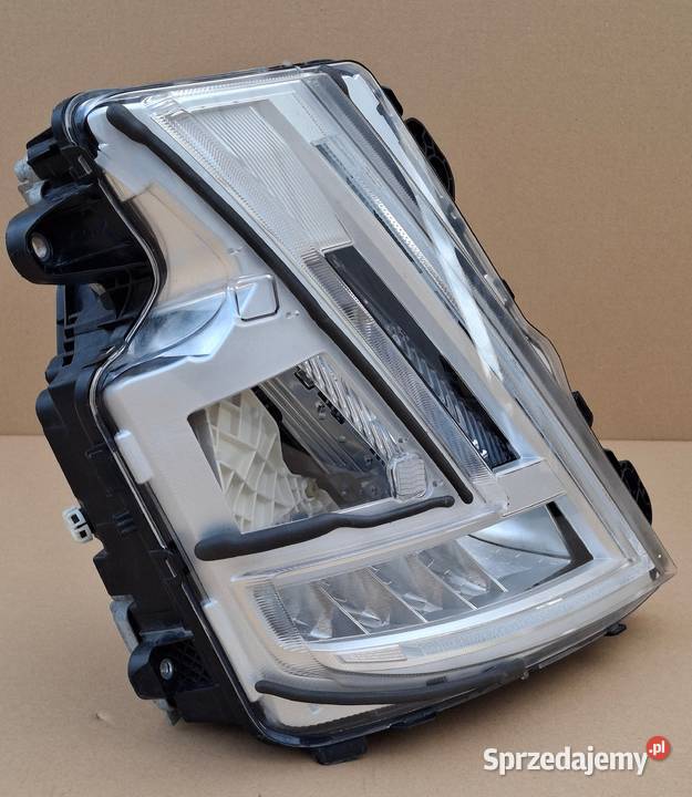 VOLVO FH5 FH 5 REFLEKTOR PRAWY LAMPA PRAWA FULL sprzedam