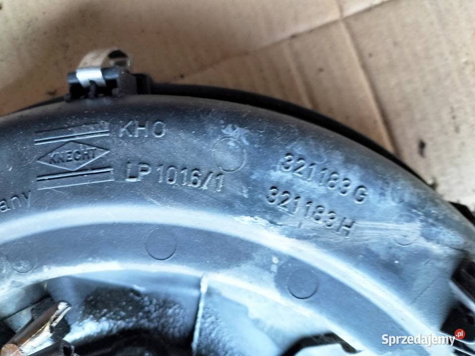 AUDI 80 B3 80B3 16 OBUDOWA FILTRA POWIETRZA osobowe lubelskie