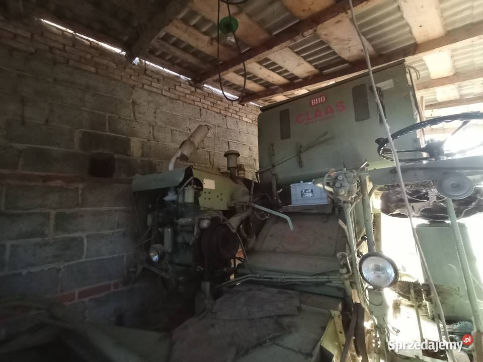 Kombajn Claasgarażowany inne części rolnicze Nowy Żmigród
