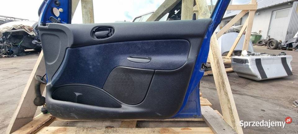 DRZWI PRAWE PRZÓD PEUGEOT 206 Lipno