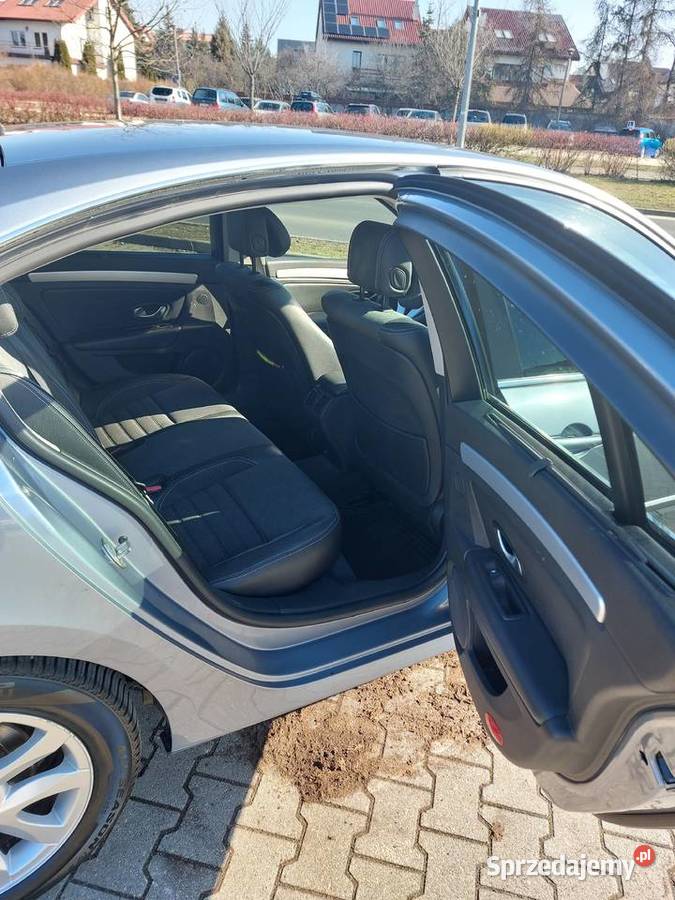 Renault Laguna 3 20 16V gaz stan ładny kolor Warszawa