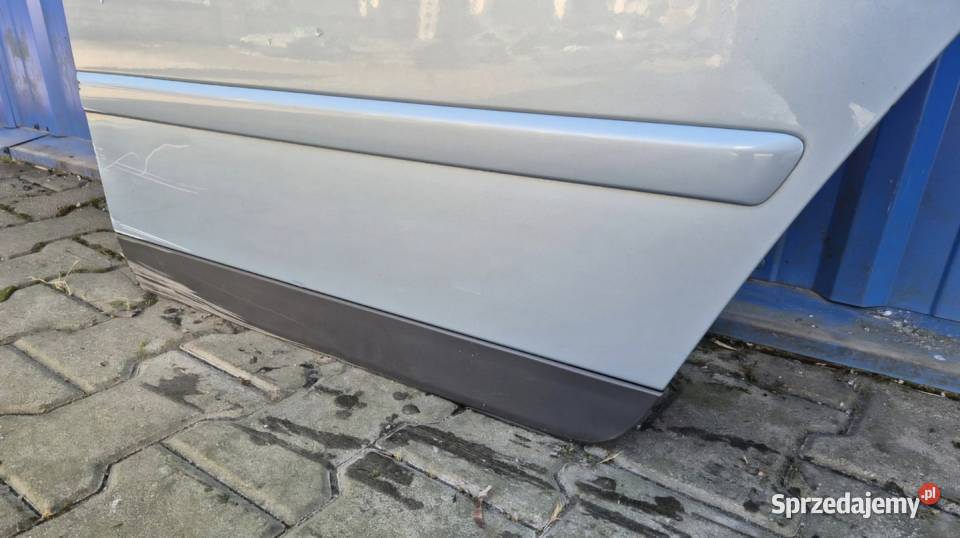 7 DRZWI TYŁ LEWY TYLNE LEWE AUDI A4 B6 SEDAN Działoszyce