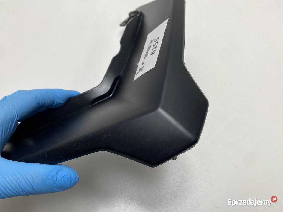YAMAHA X XMAX 1823 OWIEWKA OSŁONA LAMPY TYŁ sprzedam