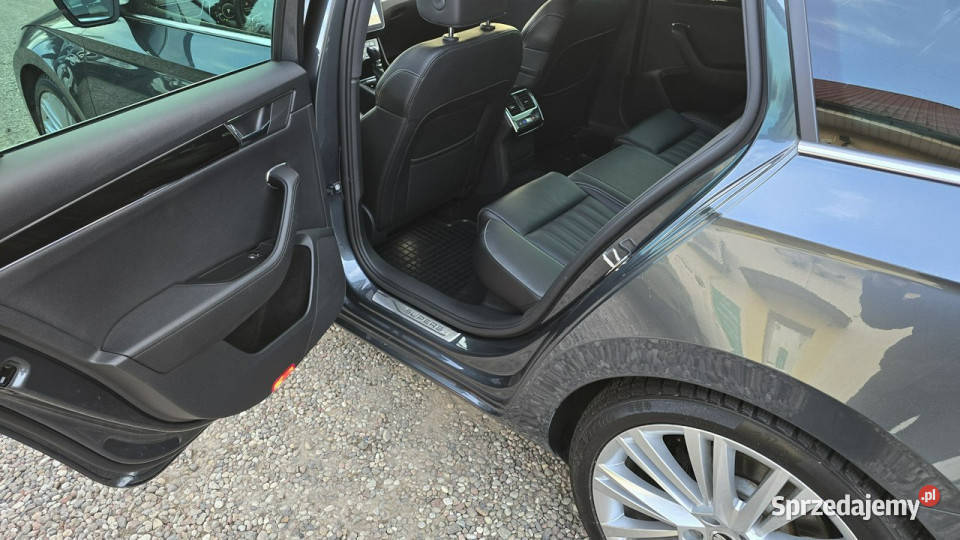 koda Superb Laurin Klement Canton ACC matrix III wielofunkcyjna kierownica sprzedam