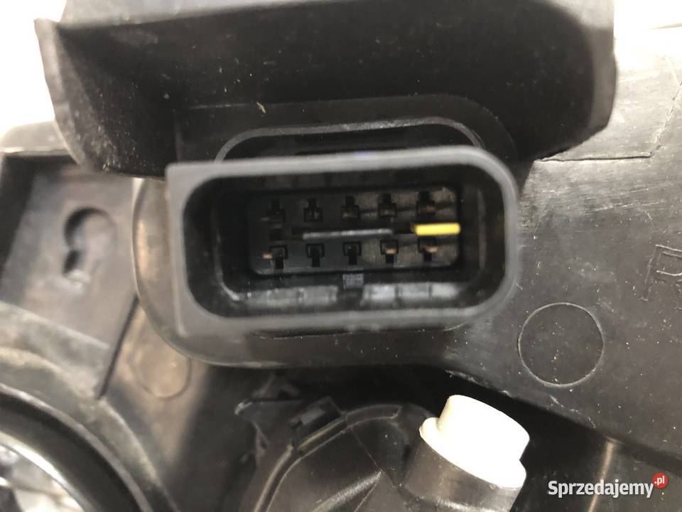 Peugeot 208 A9 042012122019 Reflektor Lampa sprzedam