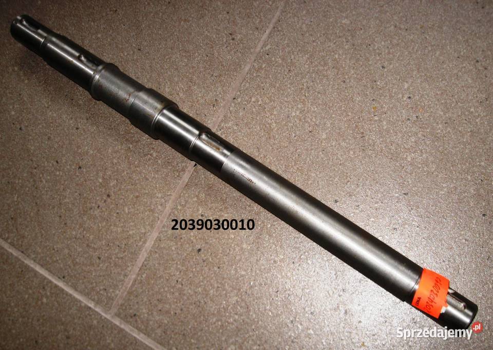 Wałek nagarniacza do rozsiewacza