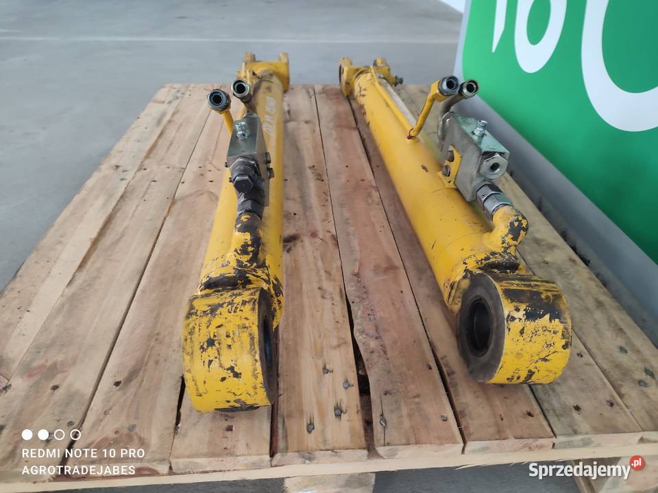 Siłownik hydrauliczny poziomowania KOMATSU WA Wilkowo sprzedam