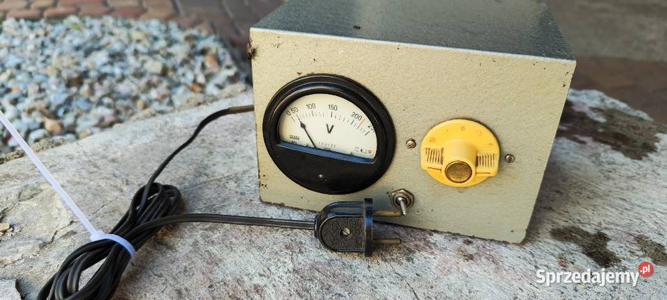 Stary laboratoryjny regulator napięcia