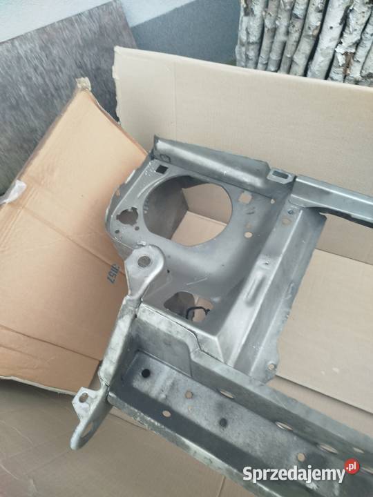 Fiat uno MK1 pas przedni Ryn