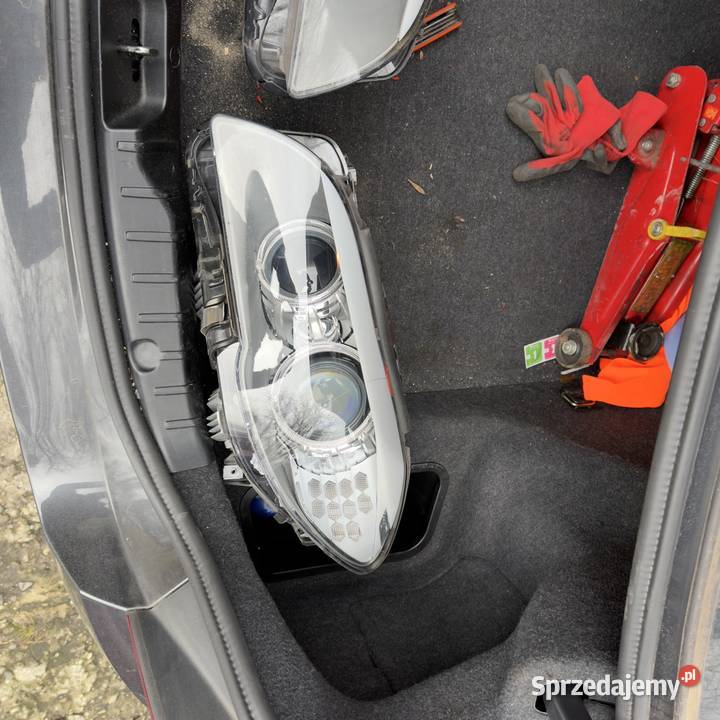 Lampy przod BMW f10 bixenon stan Europa szczelne śląskie