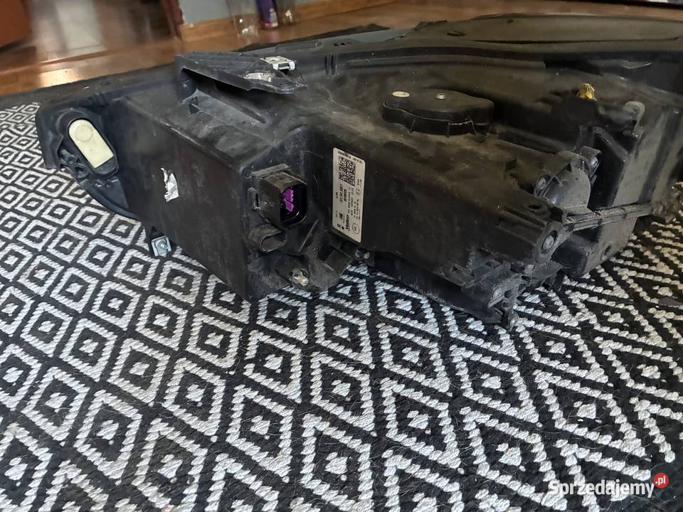Reflektory Seat Leon KL1MK4 wersja UK Grudziądz sprzedam