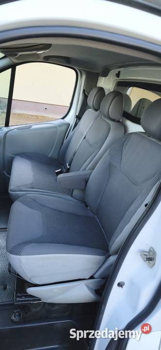 Renault Trafic Lift Long 20D klima 170 2013r Poniatowa