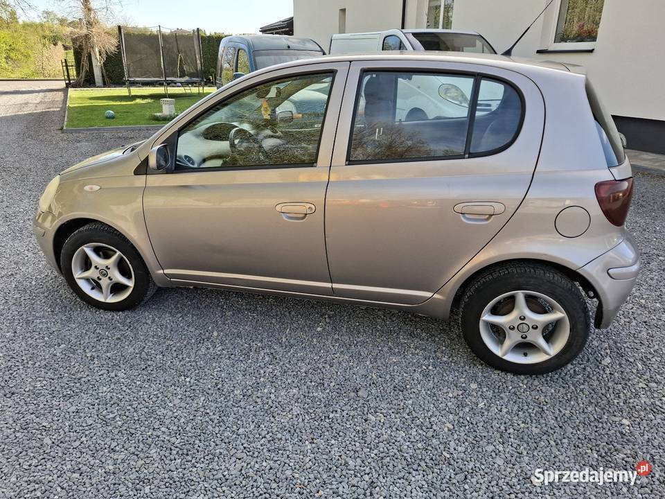 Toyota Yaris 14 d 2003 klimatyzacja Sandomierz