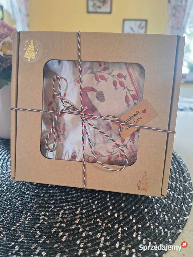 Obrazek na drewnie malowanypodstawka podkarpackie Strzyżów