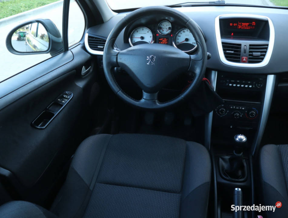 Peugeot 207 16 HDi 68KM łódzkie