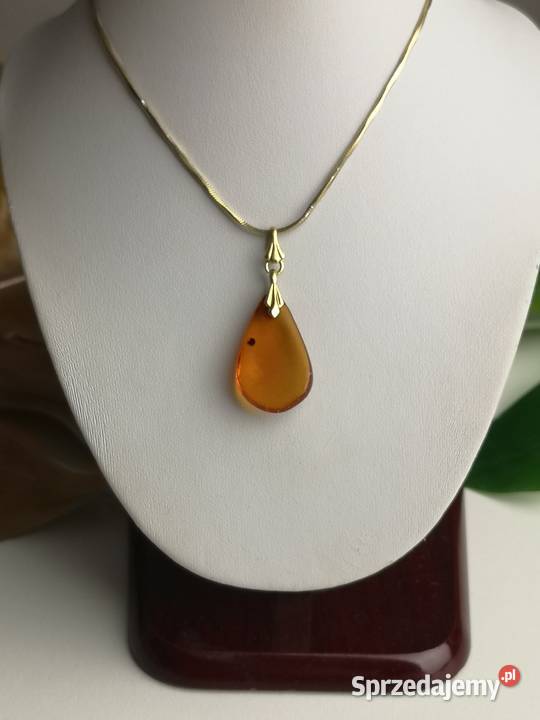 zawieszka z bursztynem bałtyckim Toruń