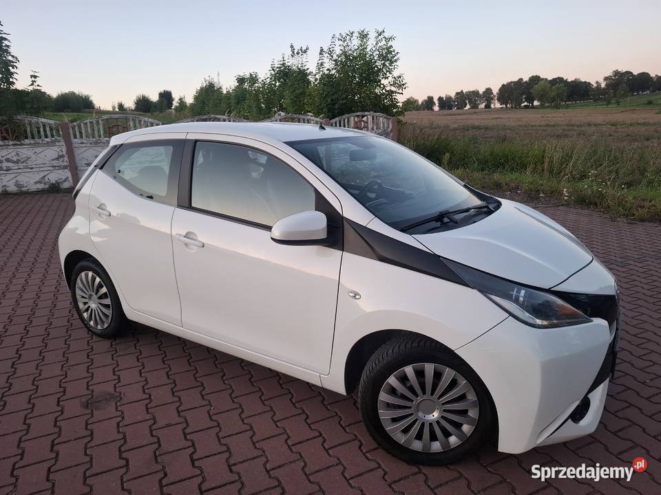 Toyota Aygo 10 BenzynaKlimaTempomatSerwis świętokrzyskie Skarżysko-Kamienna