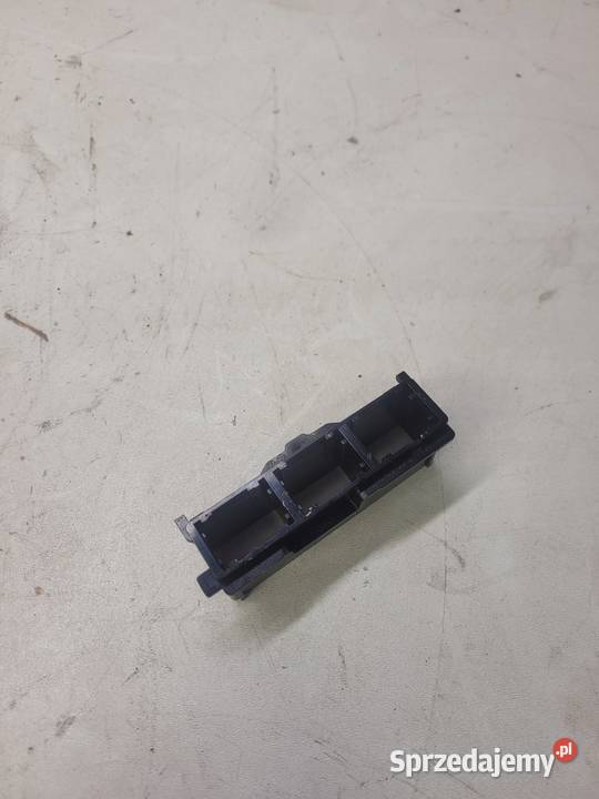 PANEL PRZEŁĄCZNIKÓW ESP AUDI A3 8P LIFT Panele sterowania, przełączniki Przystajń