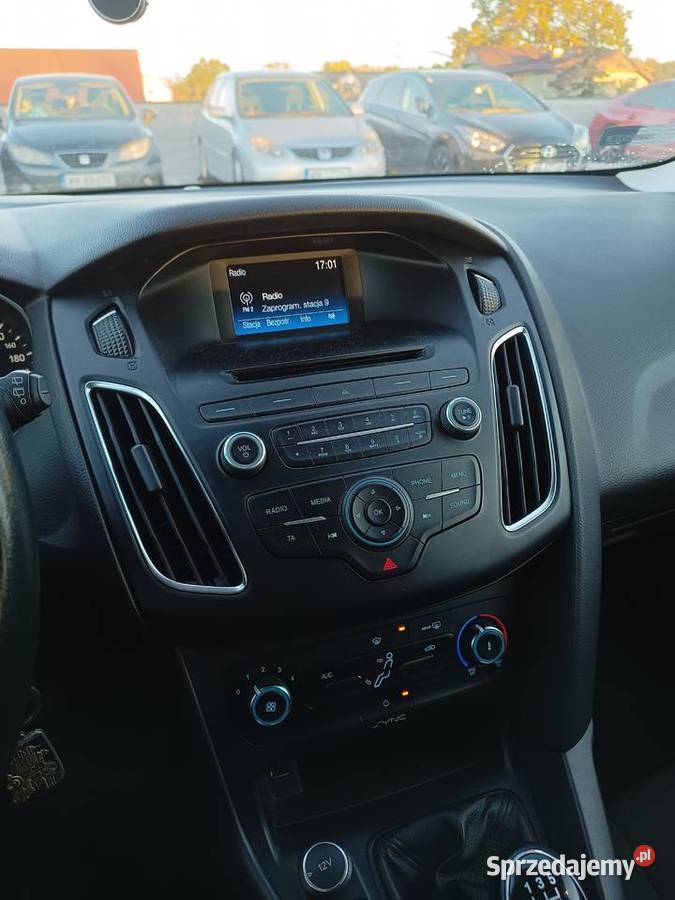 Sprzedam Ford Focus 16 105 87000km mazowieckie Sulejówek