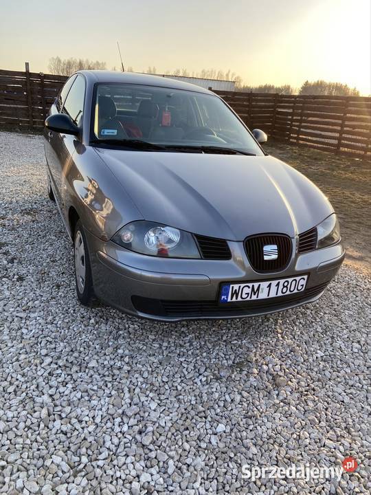 Seat Ibiza 12 benzyna 2003 Zarejestrowany w Polsce Bednary sprzedam