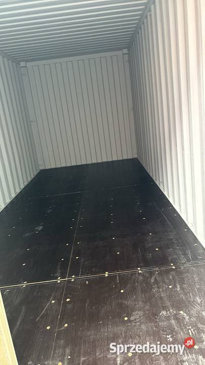 Kontenery 20DVDC transport na ternie woj Gdańsk