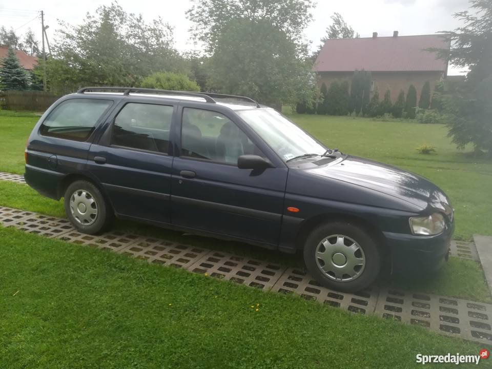 Ford Escort okazja nieuszkodzony