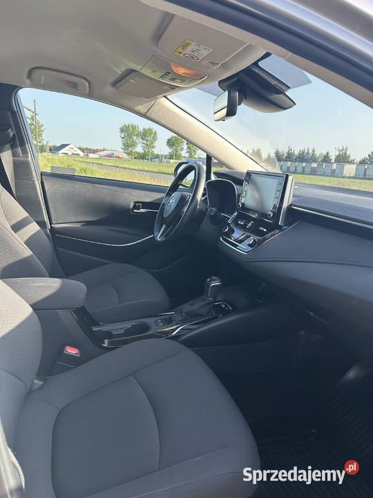Toyota Corolla 18 Hybrid Style Tech 63950km Spalice