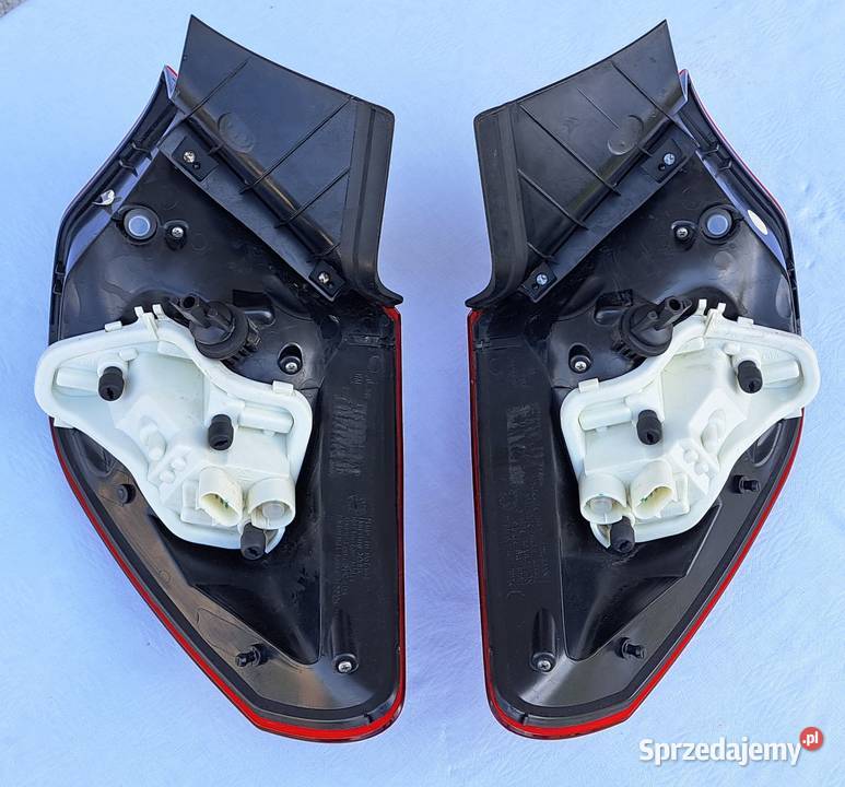 LAMPA LEWY PRAWY TYŁ OPEL ASTRA J IV HB 13306459 osobowe dolnośląskie Mielęcin
