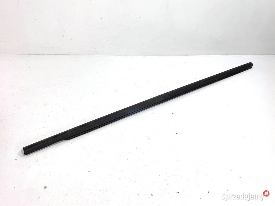 LISTWA ZGARNIAJĄCA PRZÓD LEWY SKODA KAMIQ