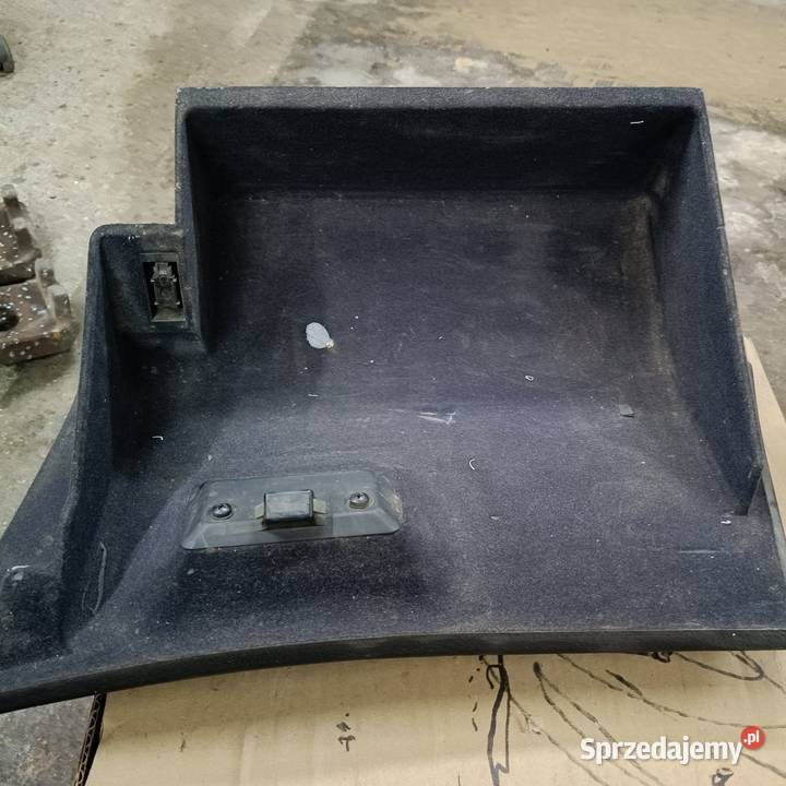 Schowek BMW E39 czarny pomorskie