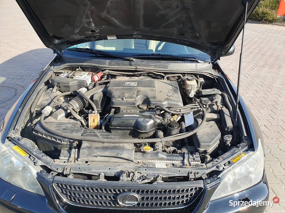 LEXUS is 300 sportCross Rok produkcji 2001 Stara Gadka