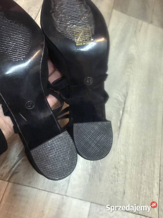 41 Czarne zmysłowe czółenka wieczorowe Nowe Kraków