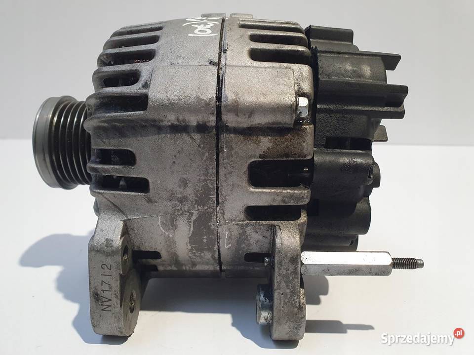 ALTERNATOR VW Golf V 14 TSI VALEO