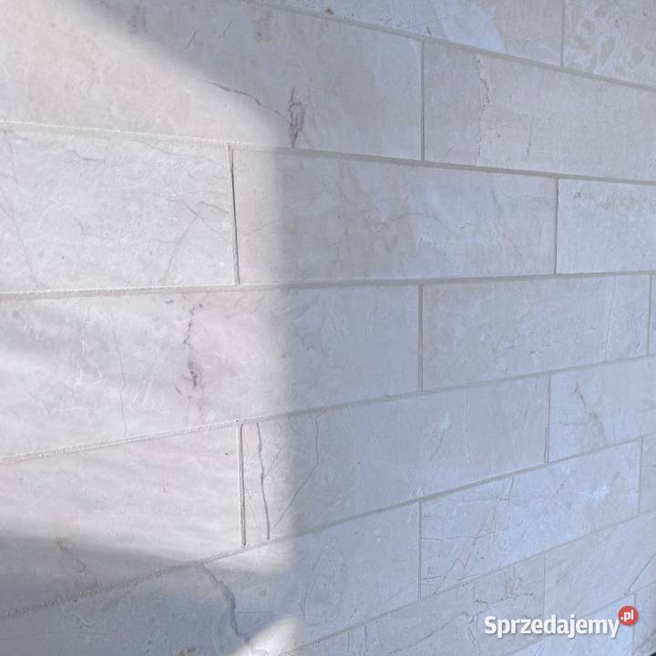 Płytka marmur Lilia Classic szlifowany 305x75x1 Wejherowo