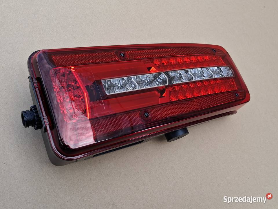 MAN TGX TGS TGM TGL TG3 LAMPA PRAWY TYŁ PRAWA Bieleń